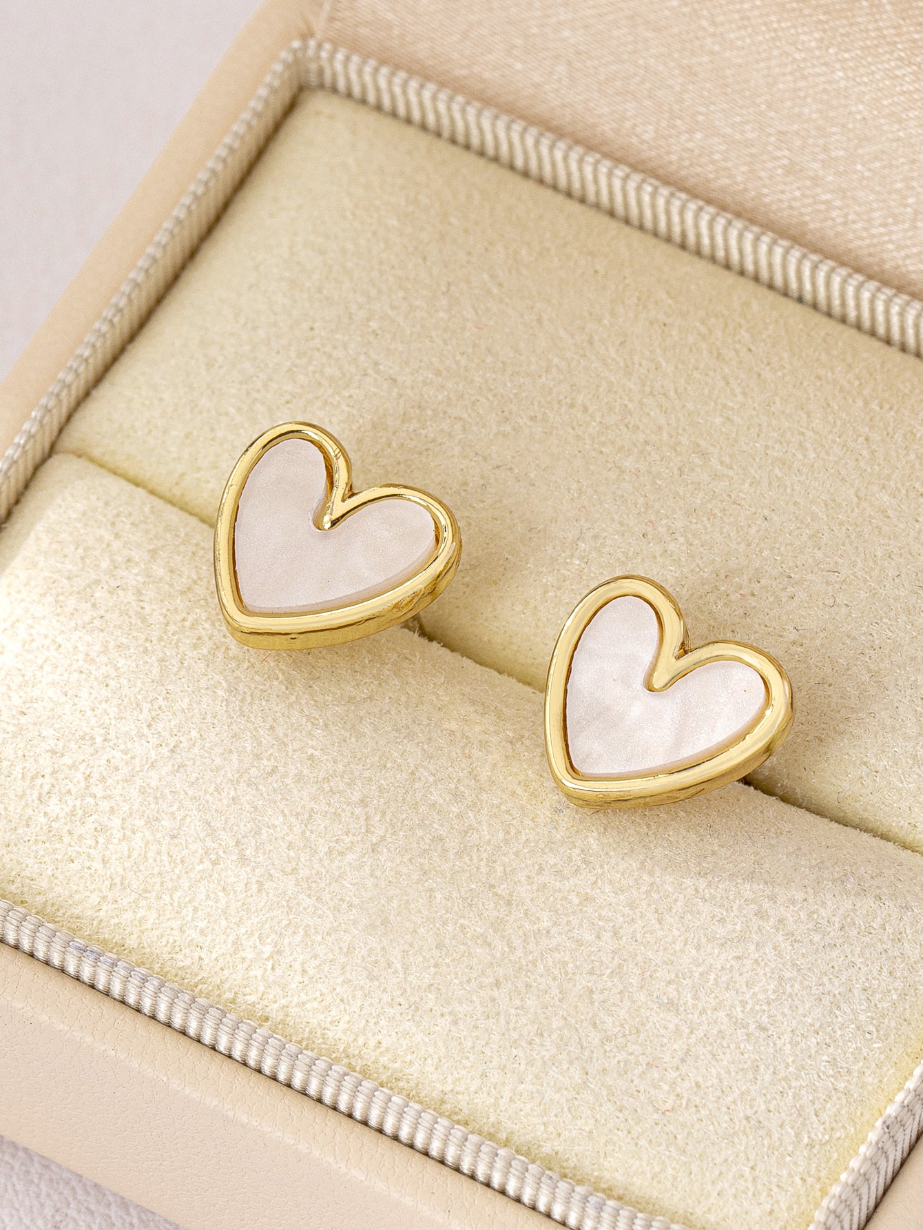 Aretes 773