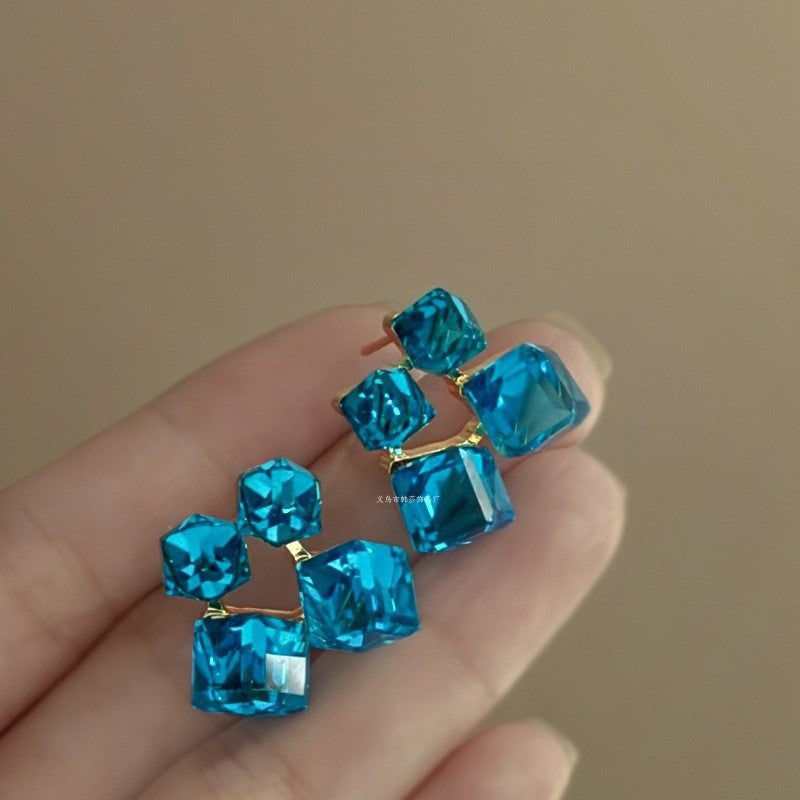 Aretes 589