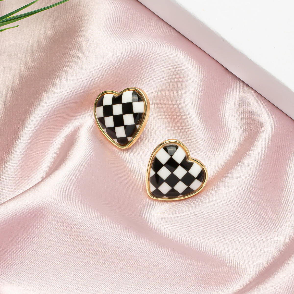 Aretes 1073