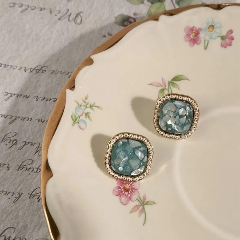 Aretes 79