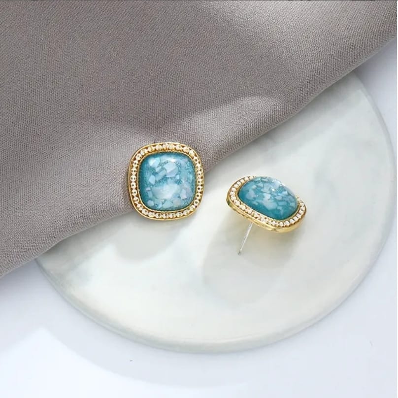 Aretes 79