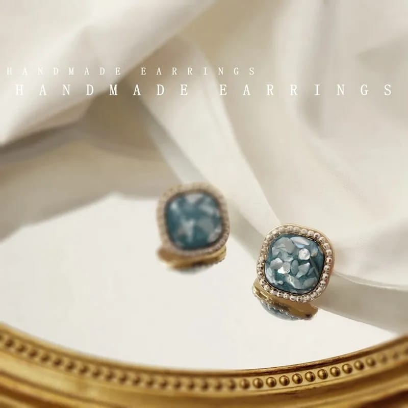 Aretes 79