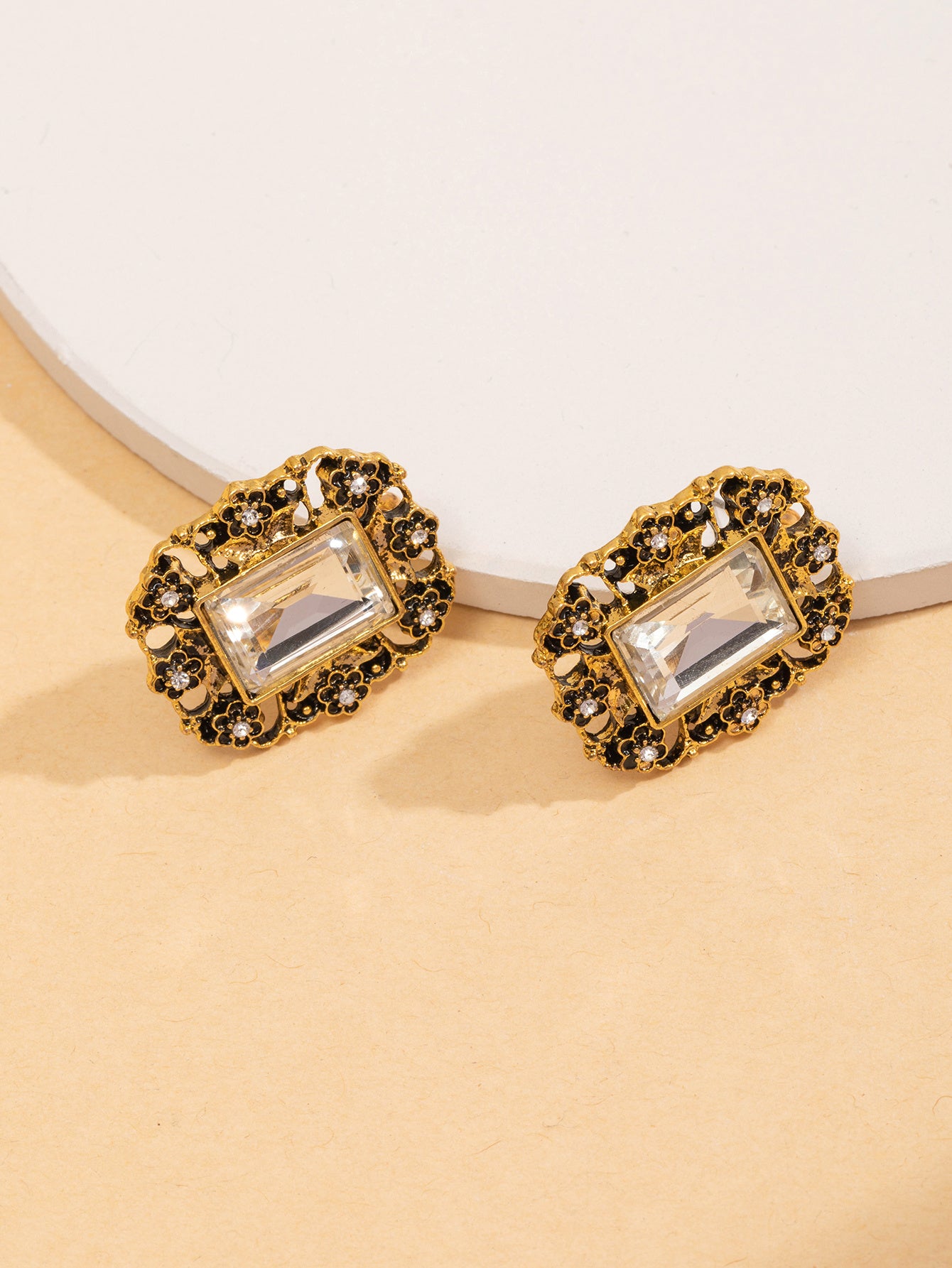 Aretes 89