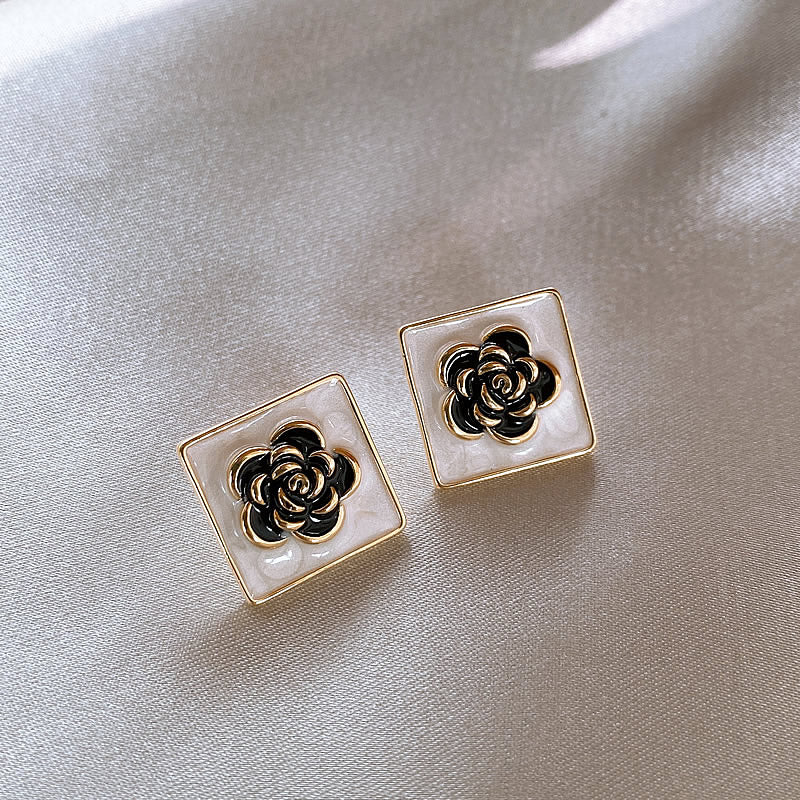 Aretes 211