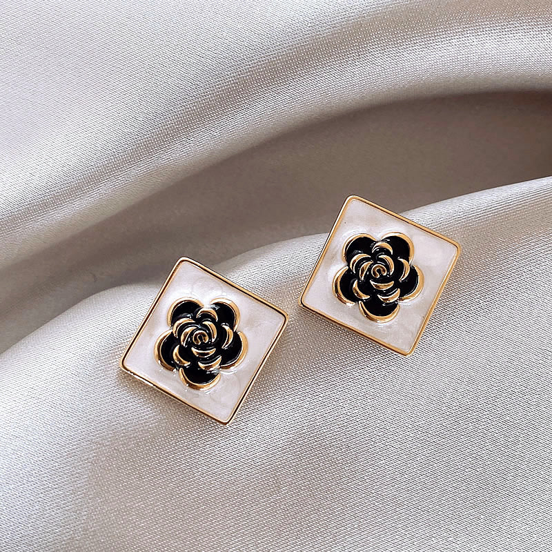 Aretes 211