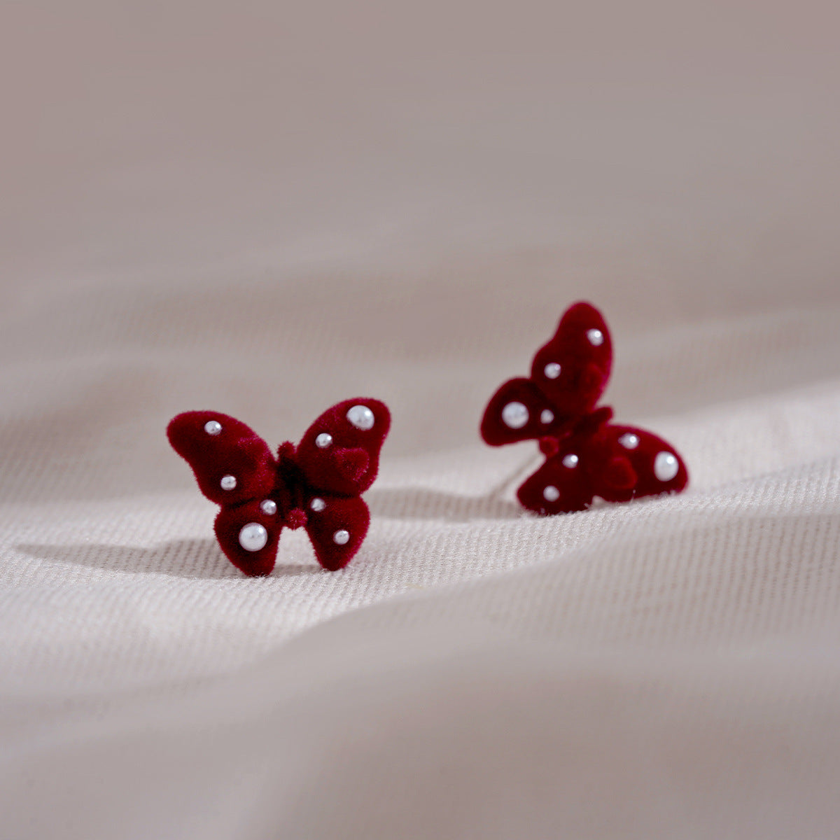 Aretes 587