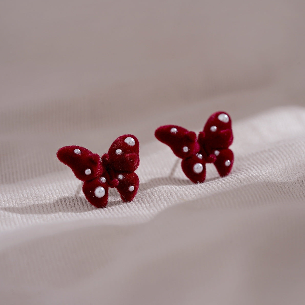 Aretes 587