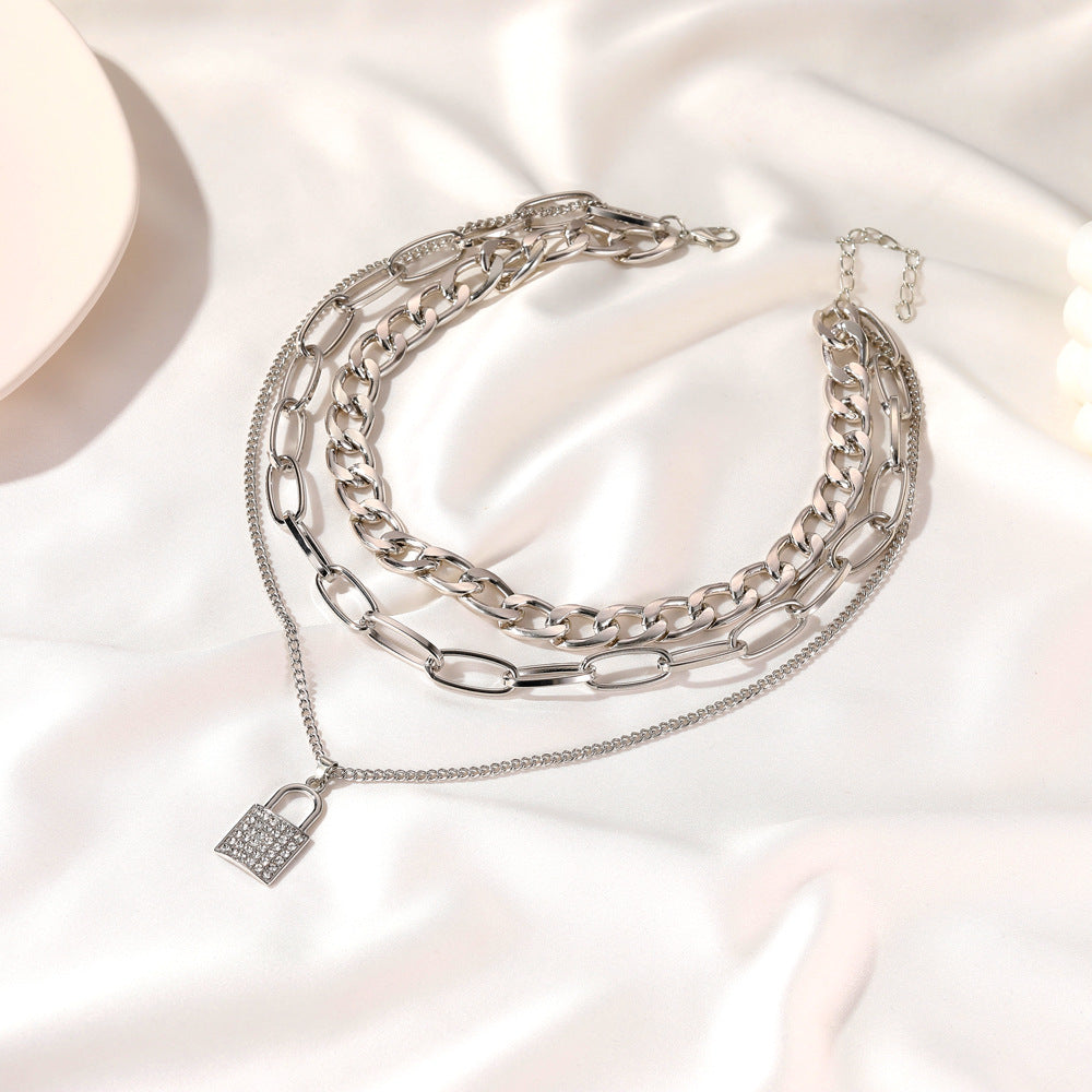 Collar 15