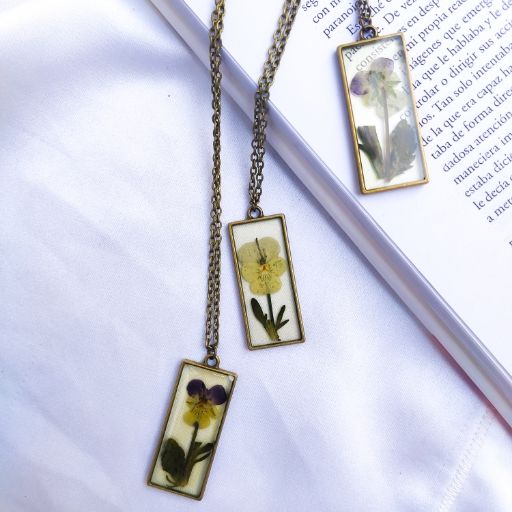 Collar azerita