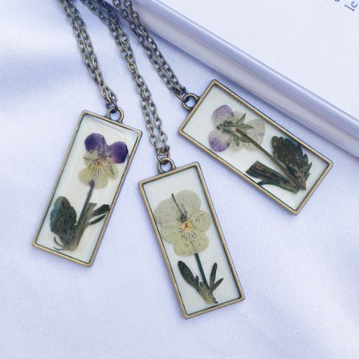Collar azerita