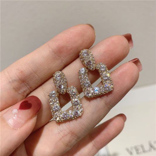 Aretes 401