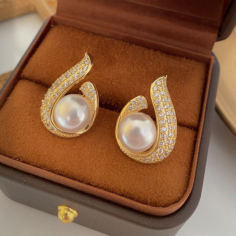 Aretes 674