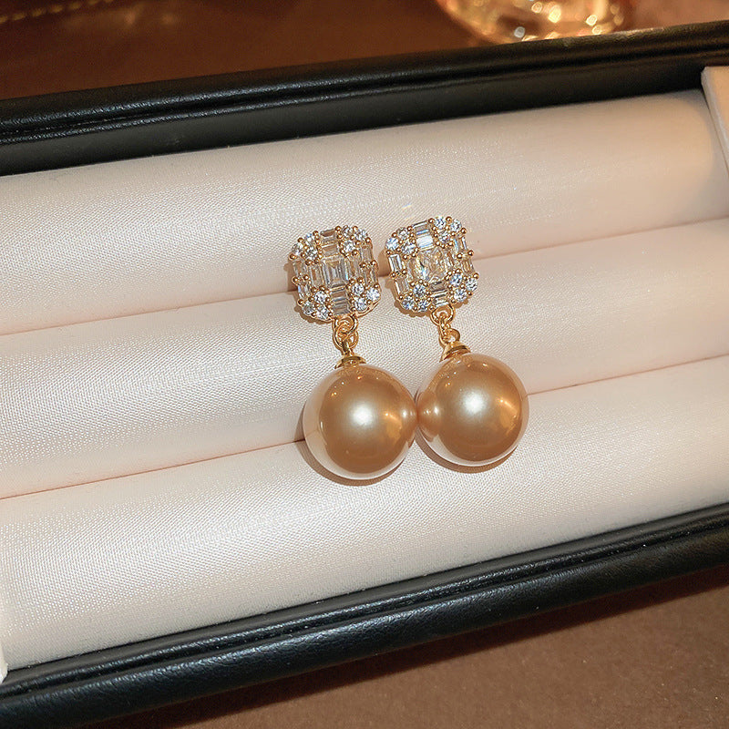 Aretes 247