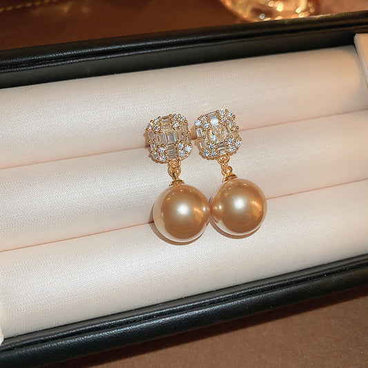 Aretes 875