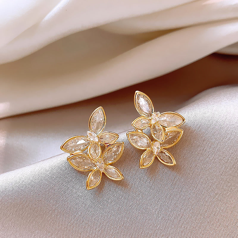 Aretes 821