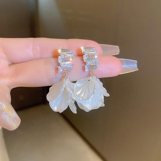 Aretes 835