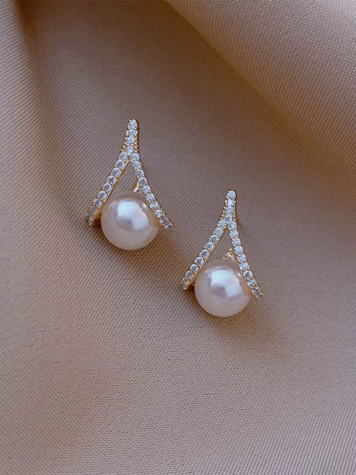 Aretes 303