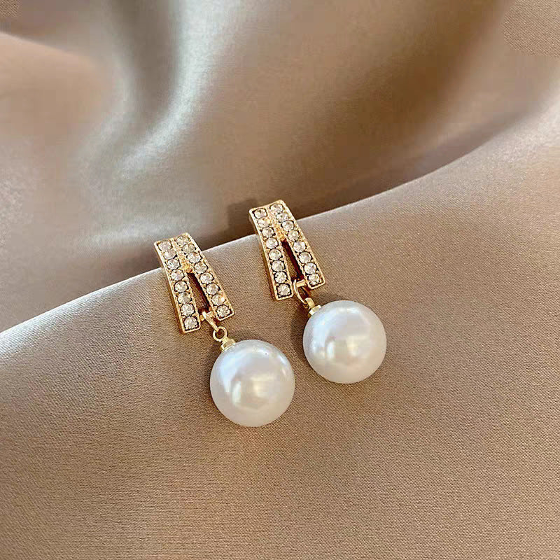 Aretes 665