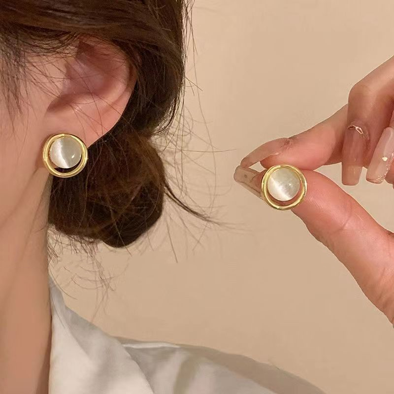 Aretes 339
