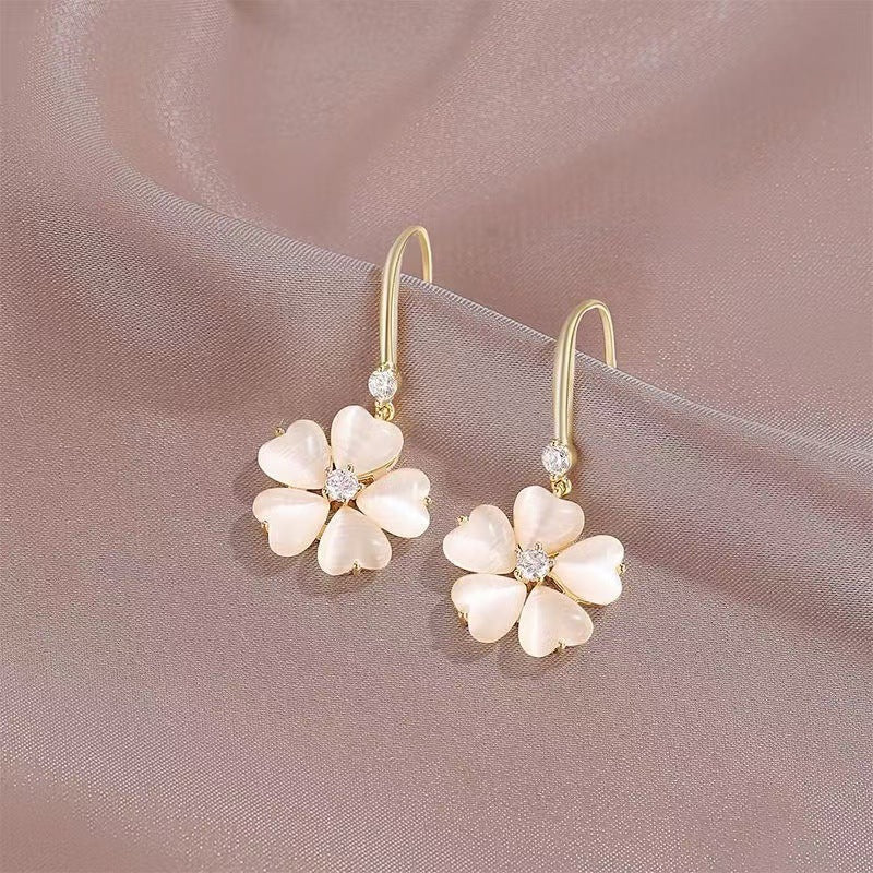 Aretes 1261