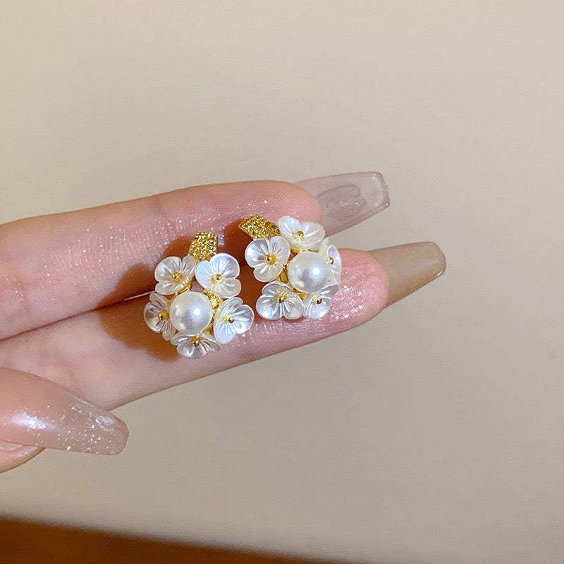Aretes 828