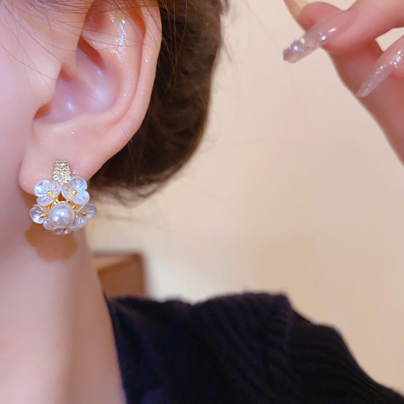 Aretes 828