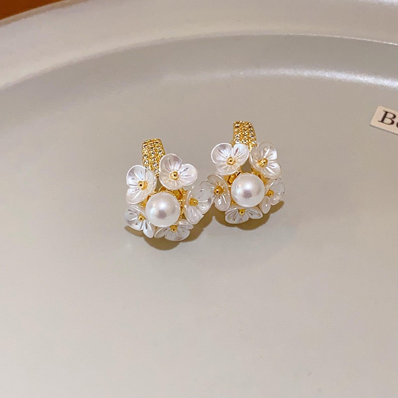 Aretes 828