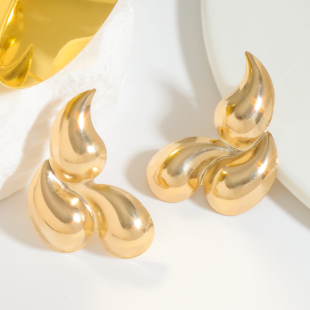 Aretes 1063