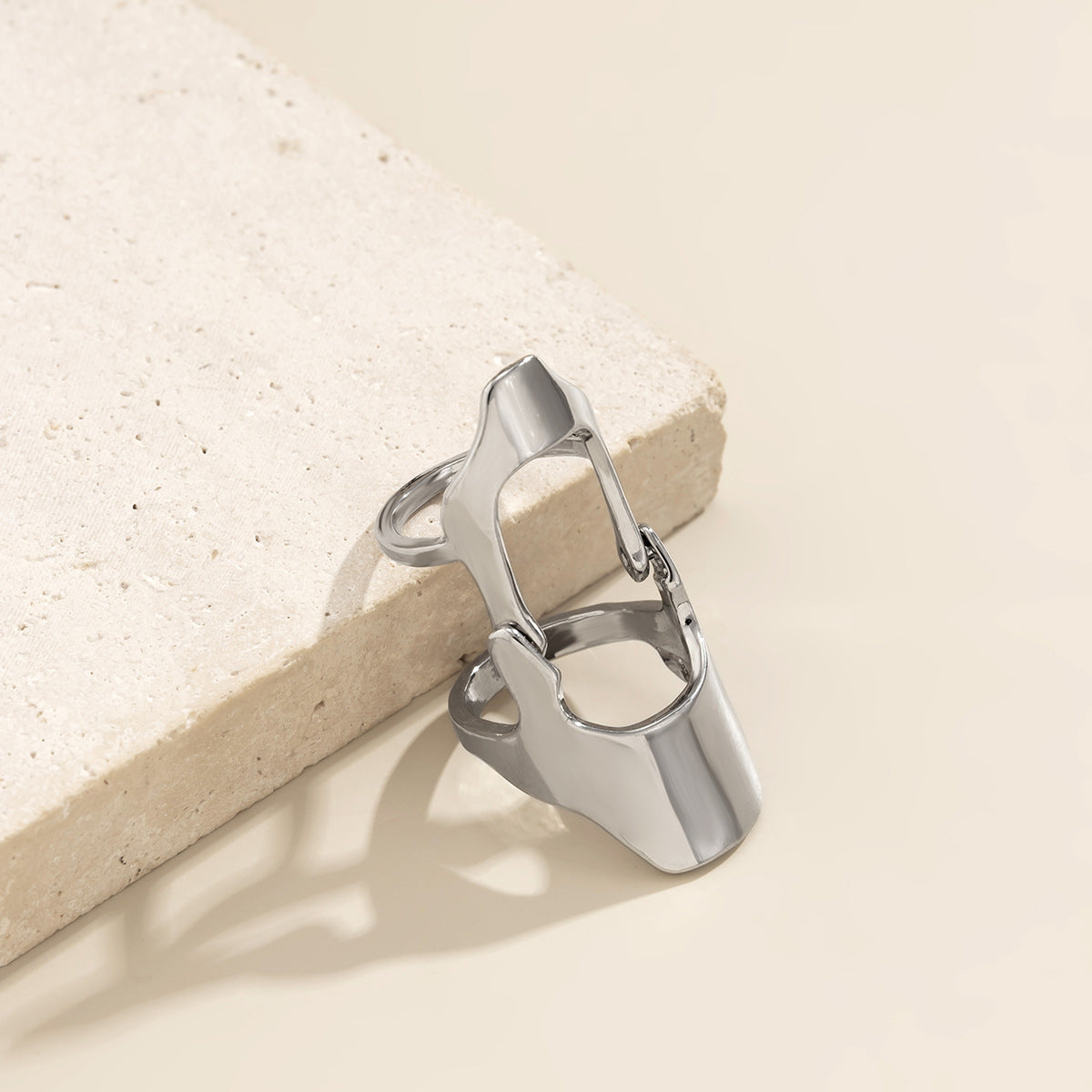 Anillo 13